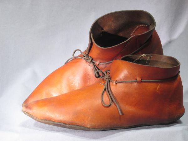 Bild: halbhohe Schuhe